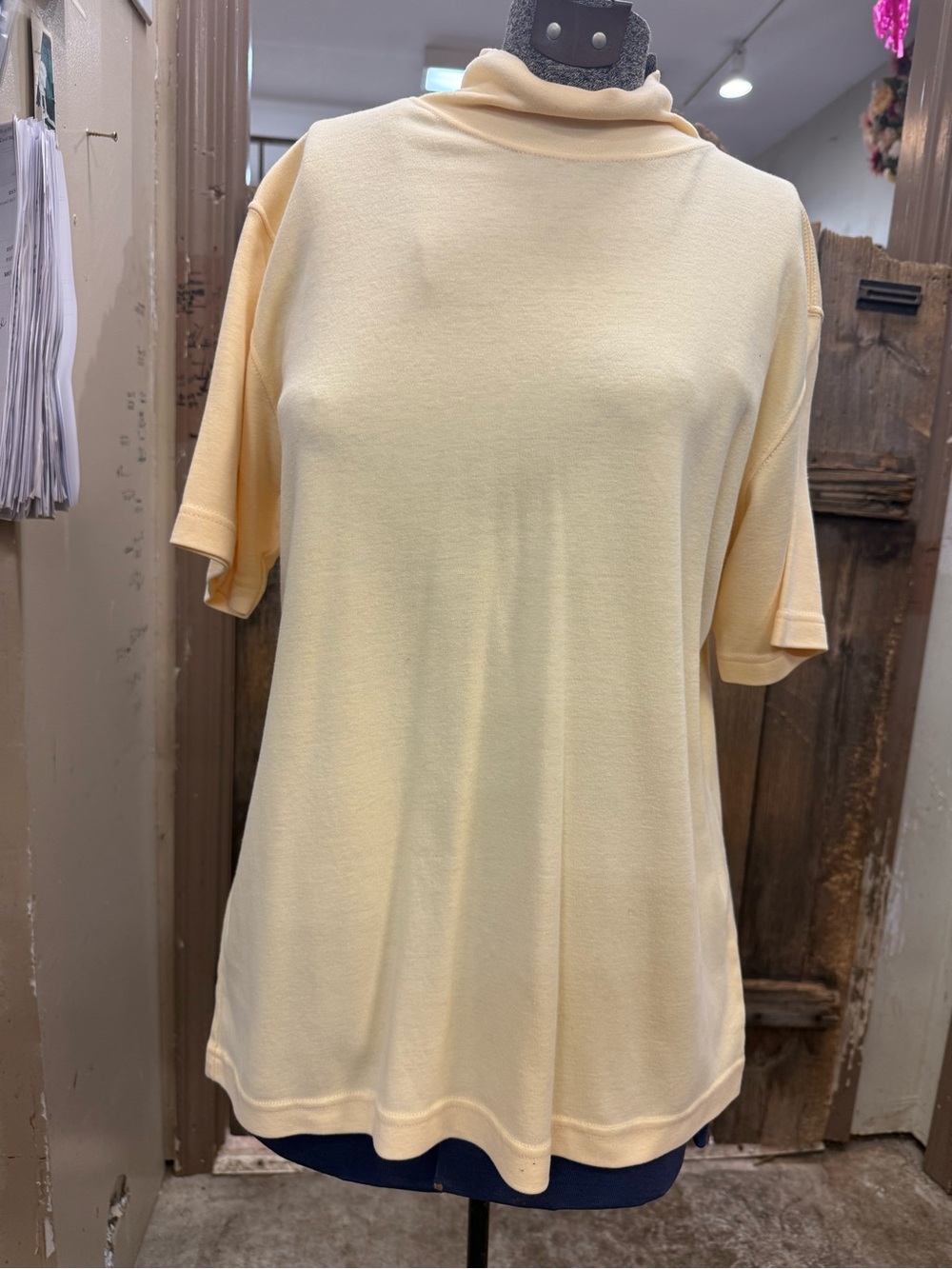 Source Unknown Light Yellow Short-Sleeve Cowl Neck Sweater